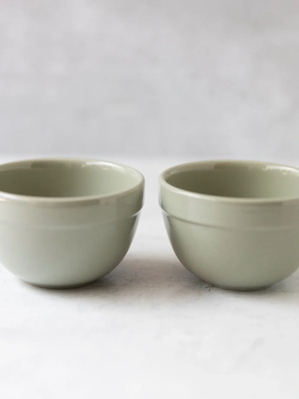 Set of 2 mini Figmint green stoneware small prep ice cream mixing bowls 3.75